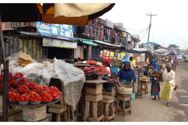 Nigerians Experience Slight Drop in Food Commodities Prices